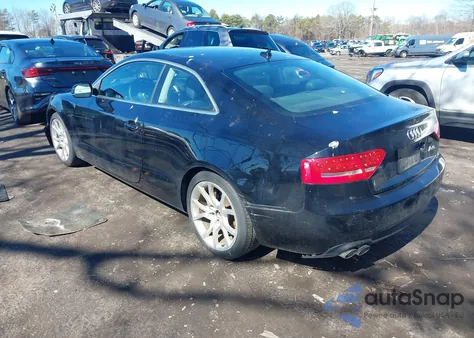 2012 Audi A5 2.0T Premium из США, поврежденный, VIN WAULFAFR8CA038076